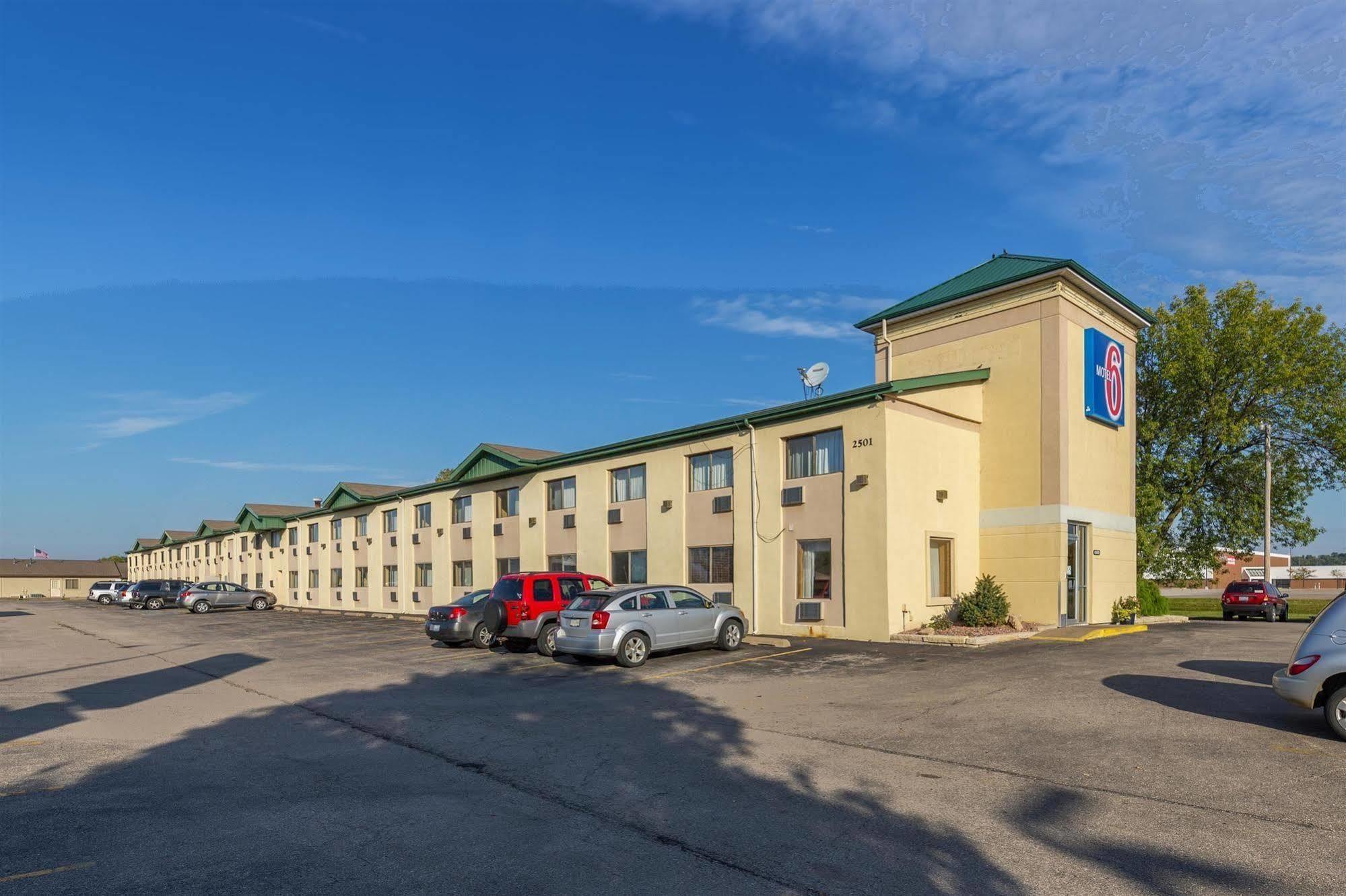 Motel 6-Moline, Il Esterno foto