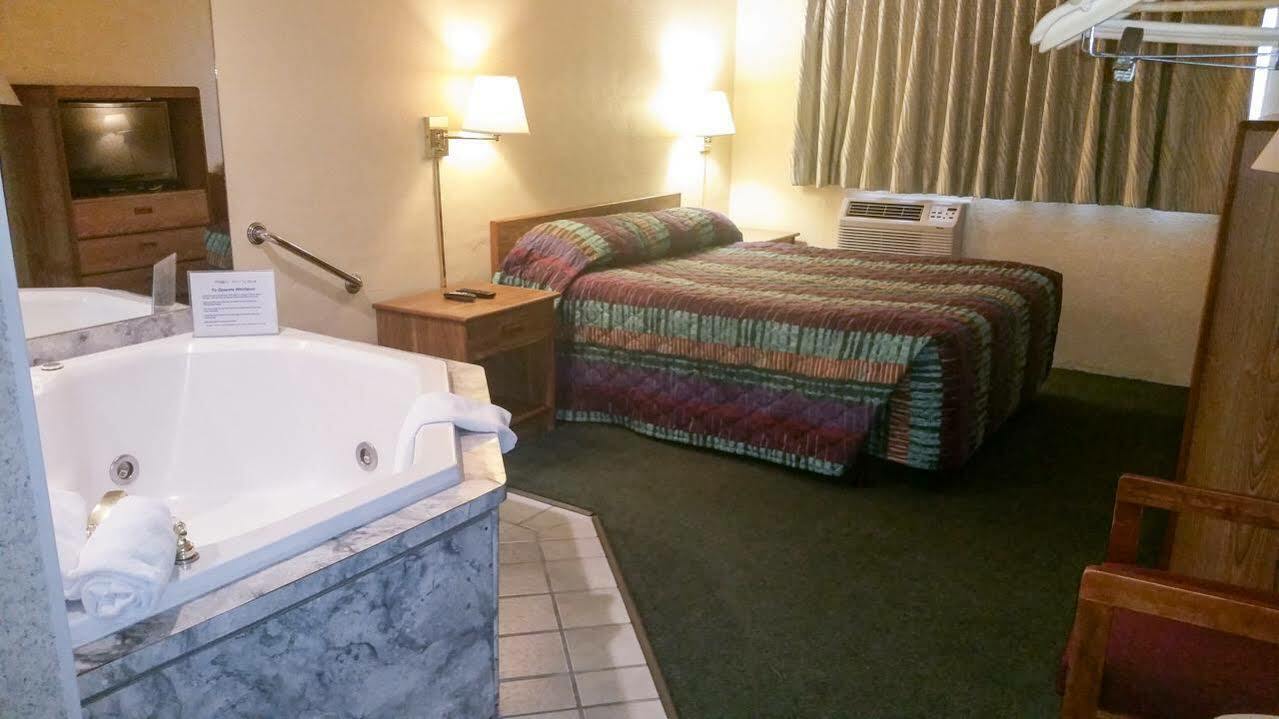 Motel 6-Moline, Il Esterno foto