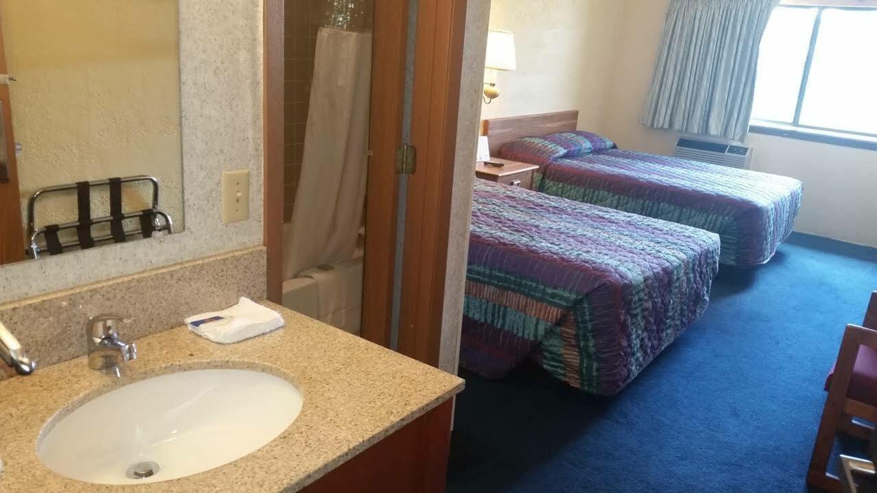 Motel 6-Moline, Il Esterno foto